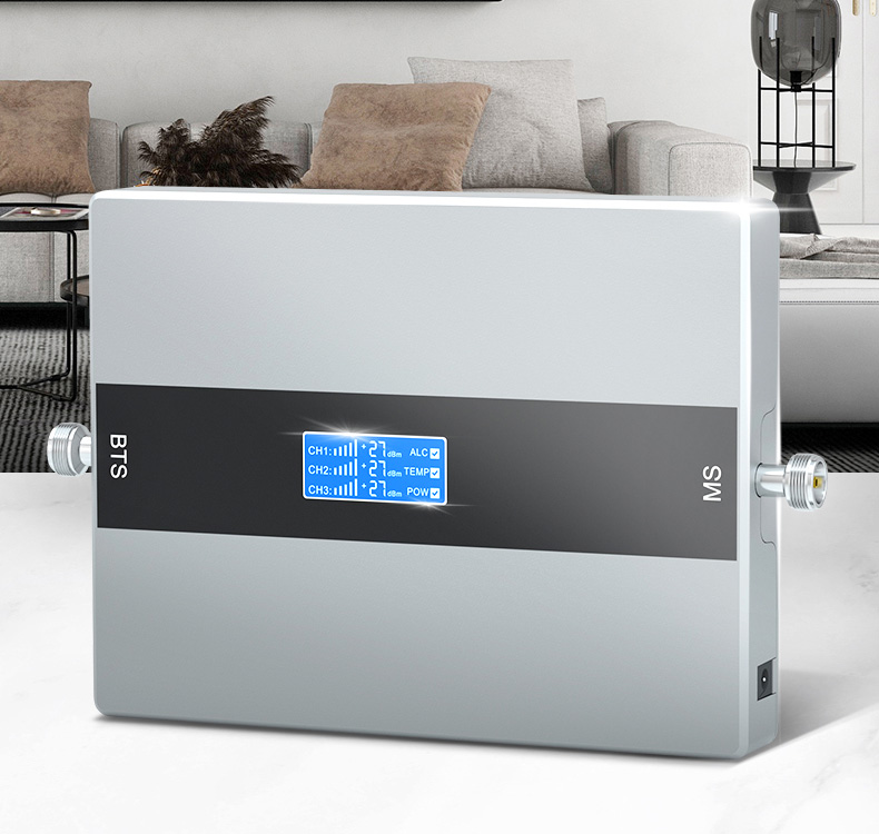 跨境手機信號放大器輕溥三網(wǎng)通(本產(chǎn)品為出口產(chǎn)品)